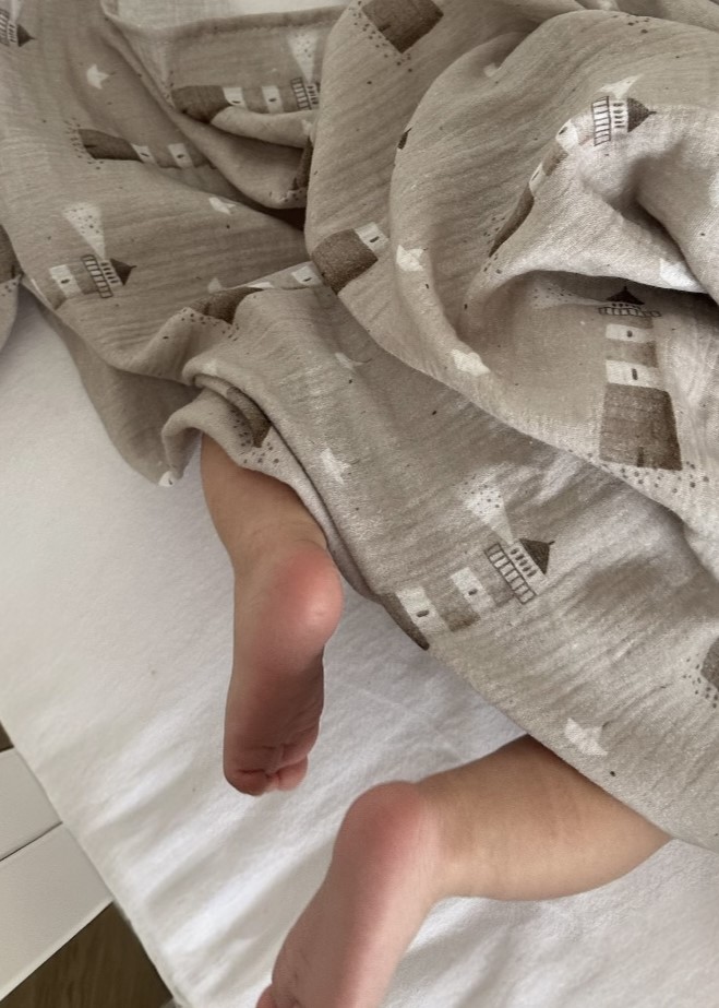 Komplet letni poduszka z falbanką i otulacz MUŚLIN 