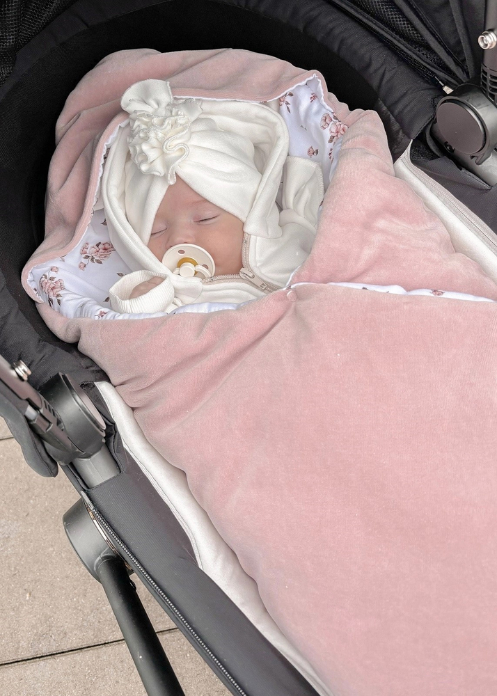 Kocyk z kapturkiem do fotelika WELUR 