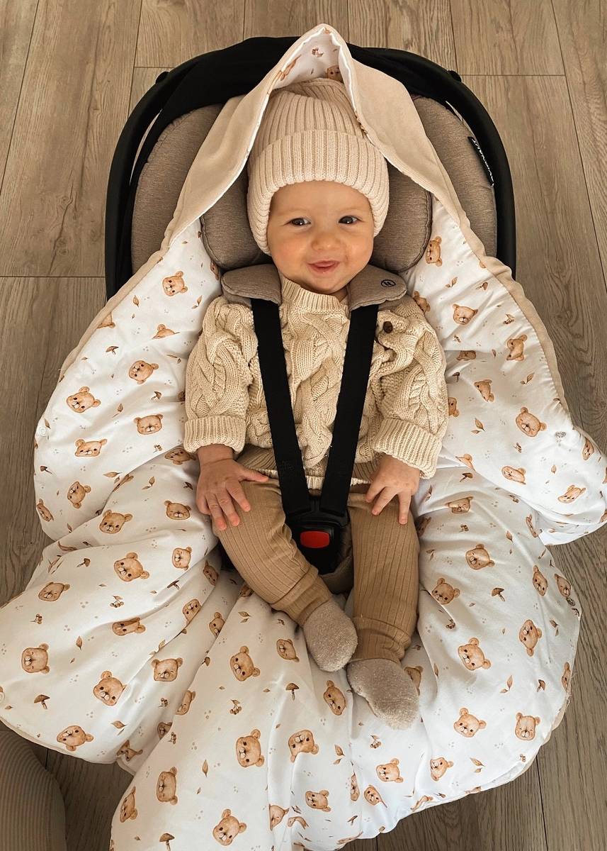 Kocyk z kapturkiem do fotelika WELUR