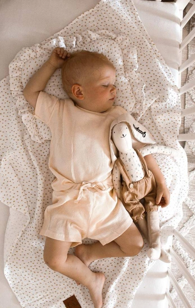 Komplet letni poduszka z falbanką i otulacz MUŚLIN DOTS