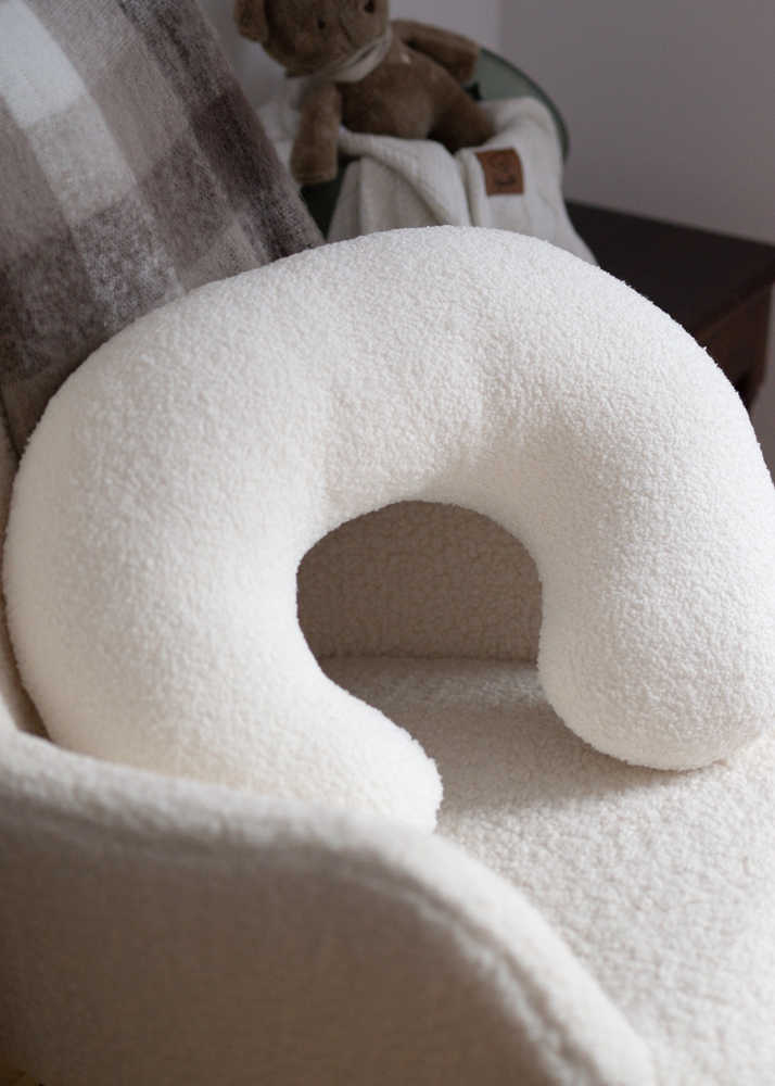 Poduszka do karmienia BARANEK boucle 