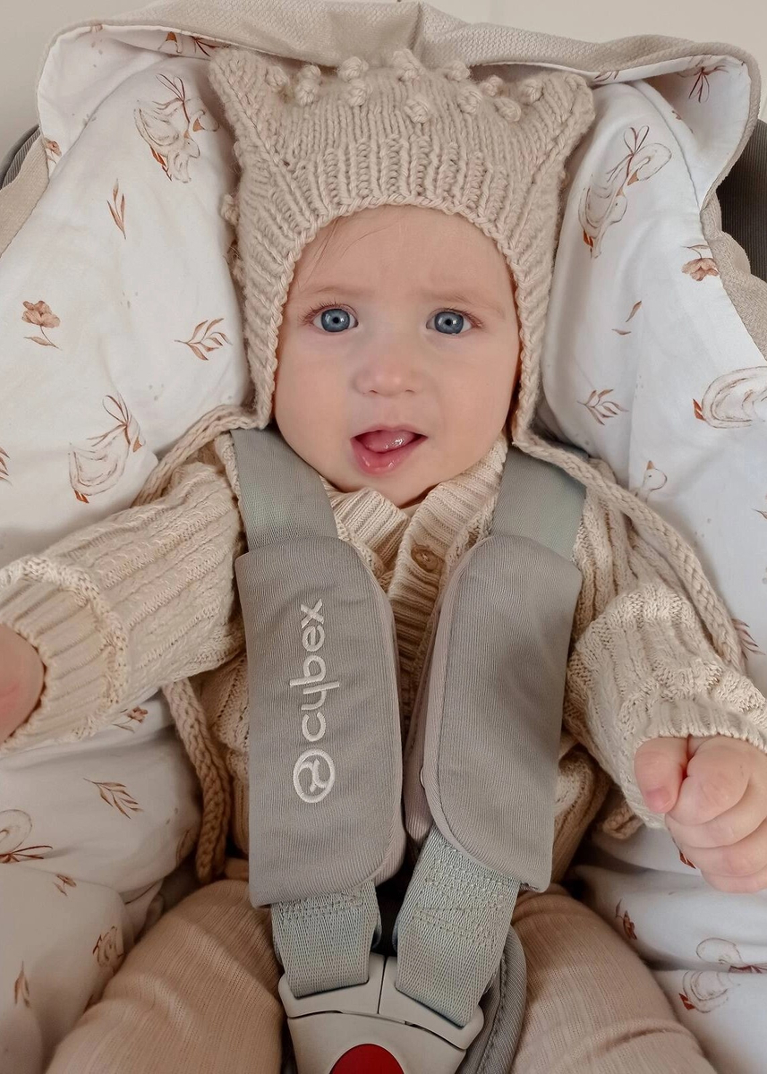 Kocyk z kapturkiem do fotelika WELUR 