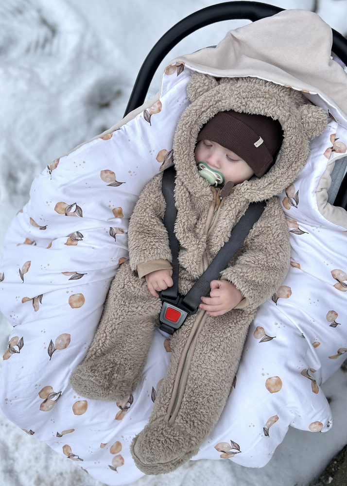 Kocyk z kapturkiem do fotelika WELUR 