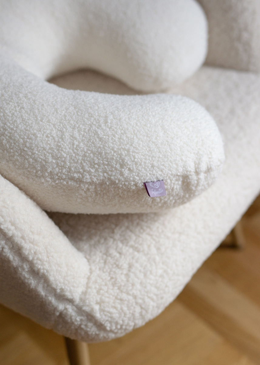 Poduszka do karmienia BARANEK boucle 