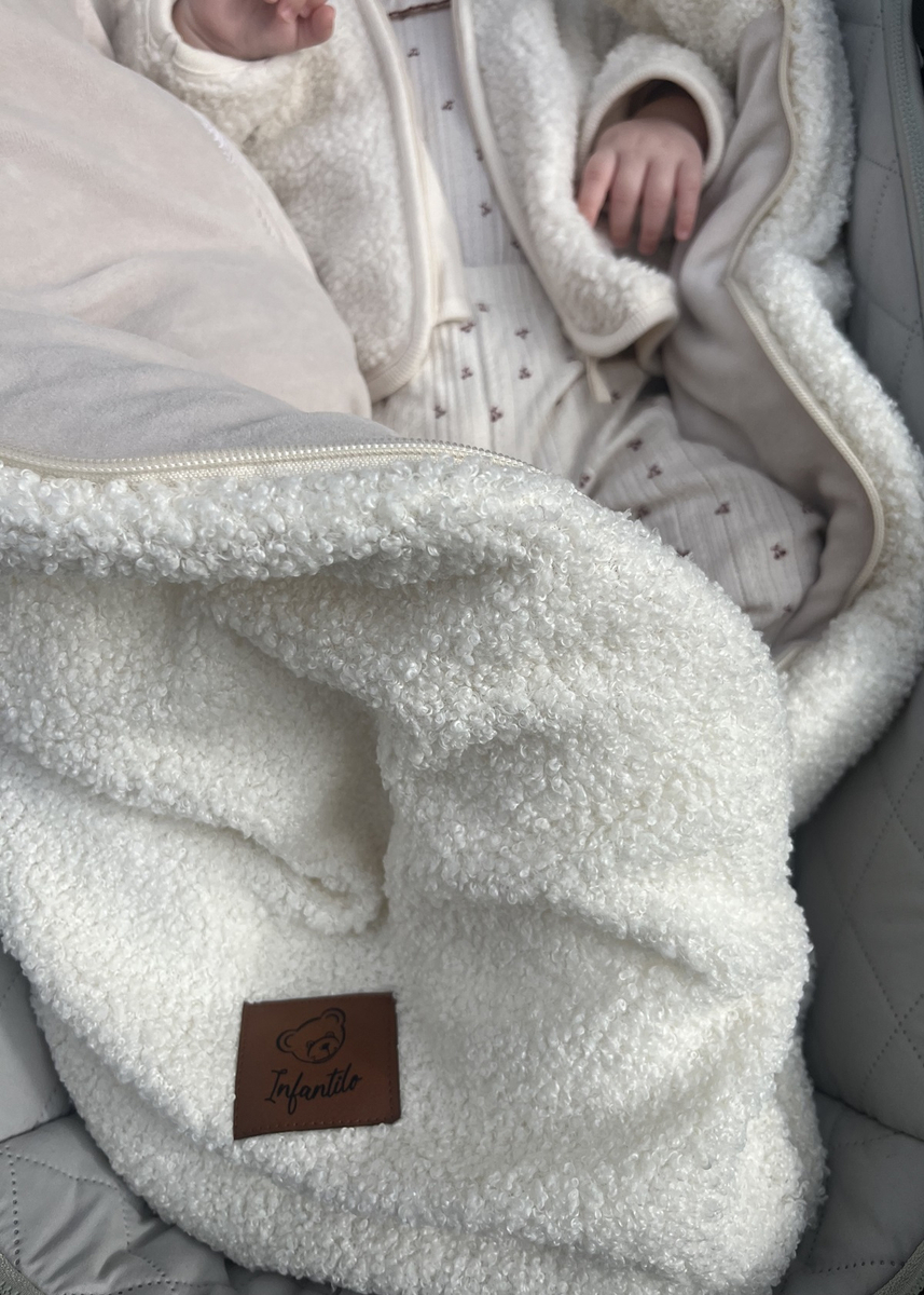 Śpiworek do wózka i fotelika BARANEK BOUCLE