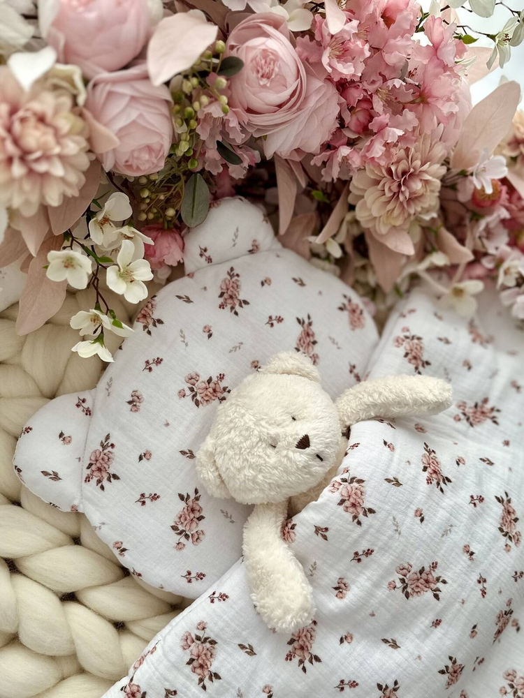 Komplet MUŚLINOWY + poduszka TEDDY "LITTLE FLOWERS"