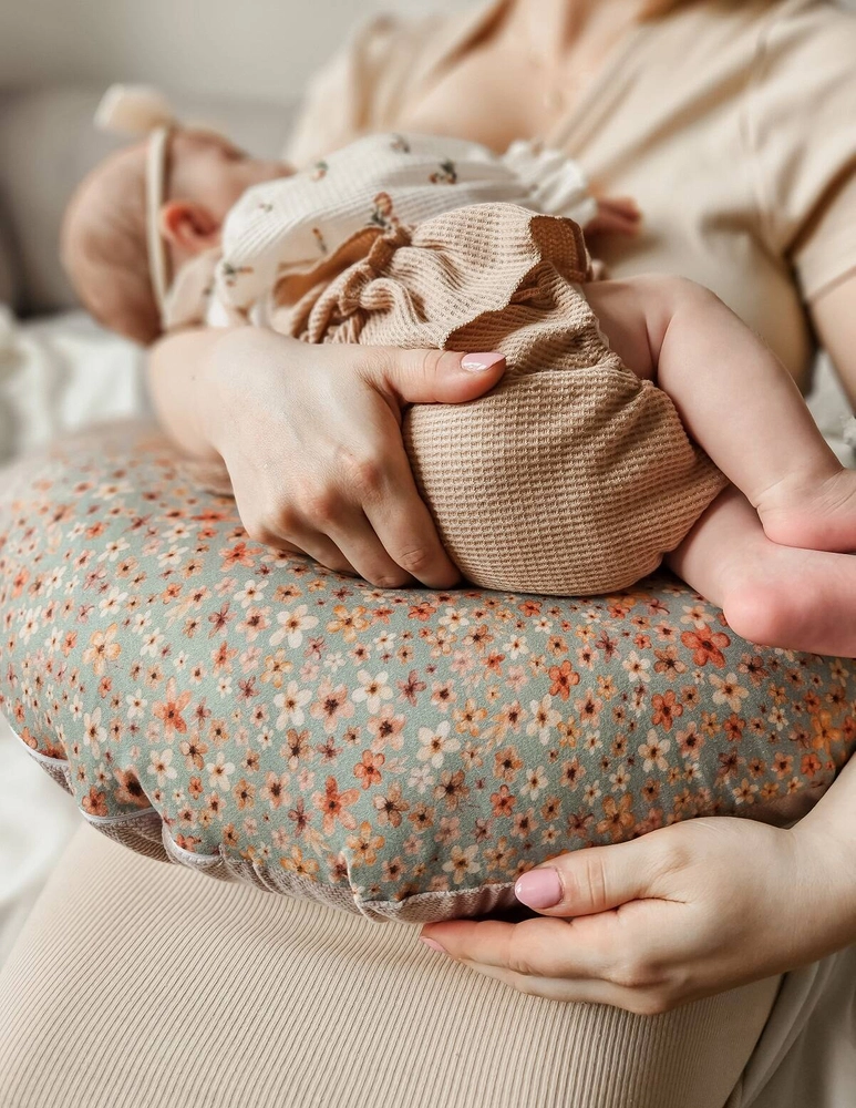 Rogal do karmienia VELVET