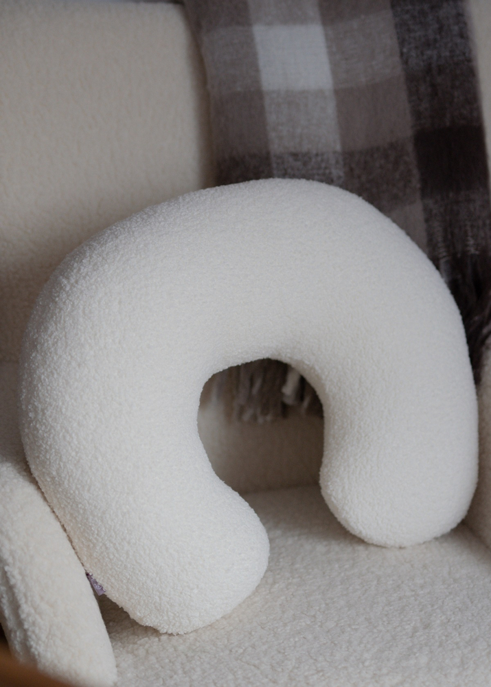 Poduszka do karmienia BARANEK boucle 